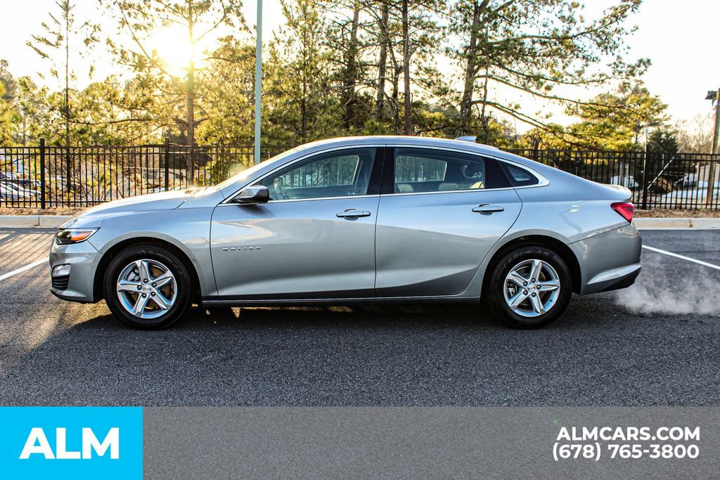 Used 2024 Chevrolet Malibu LT FWD image 7