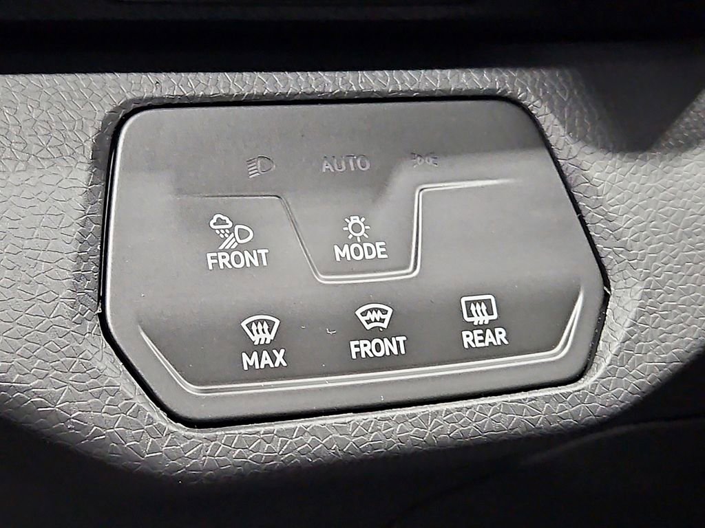 Used 2025 Volkswagen ID.4 Pro S image 15