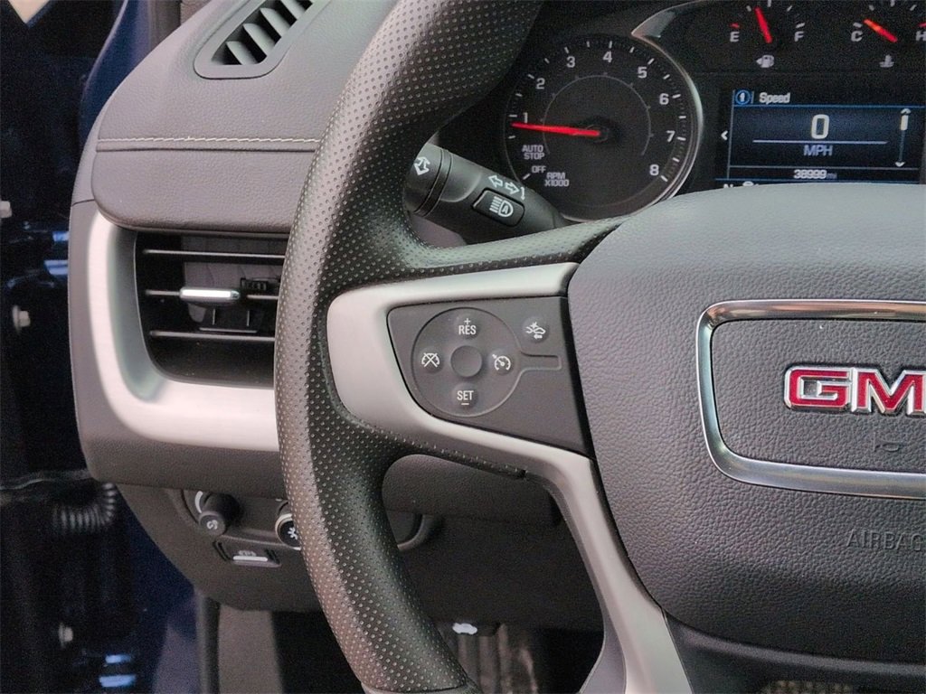 Used 2023 GMC Terrain SLE w/ Driver Convenience Package image 18