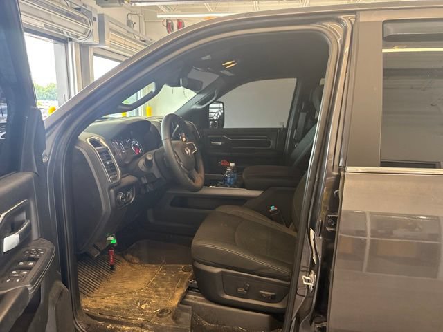 Used 2025 RAM 3500 Big Horn AWD/4WD image 7