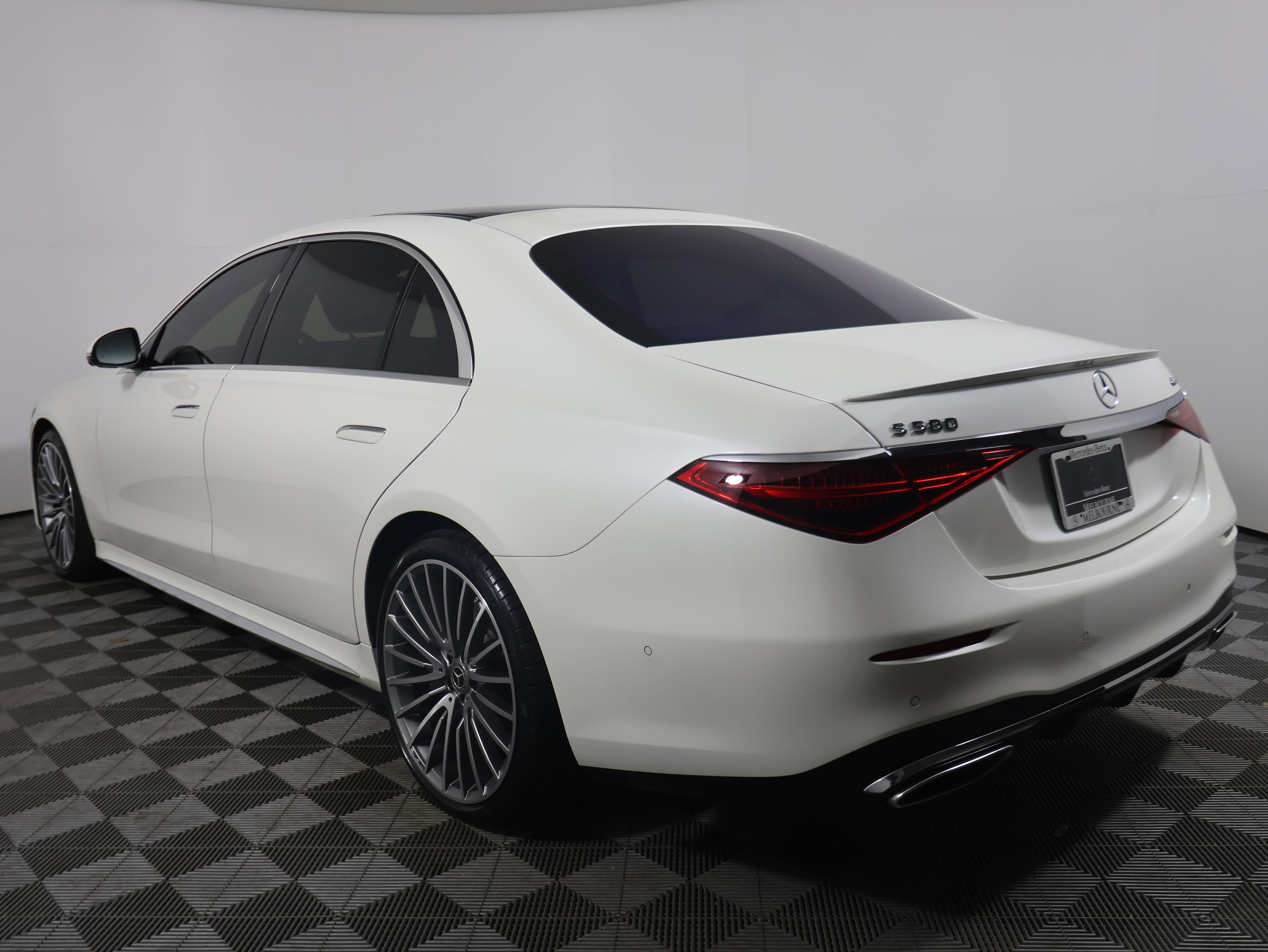 Certified 2022 Mercedes-Benz S 580 4MATIC Sedan image 3