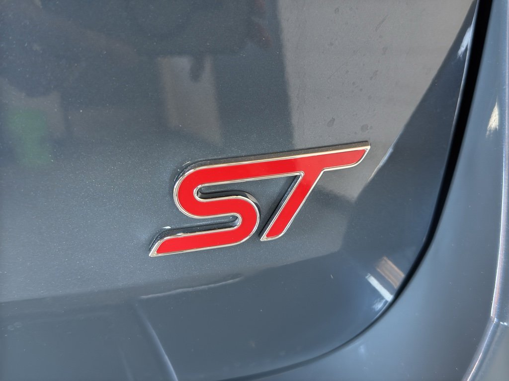 Used 2025 Ford Explorer ST image 11