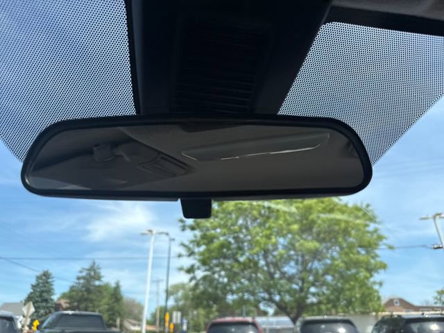 Used 2020 Nissan Kicks S FWD image 33