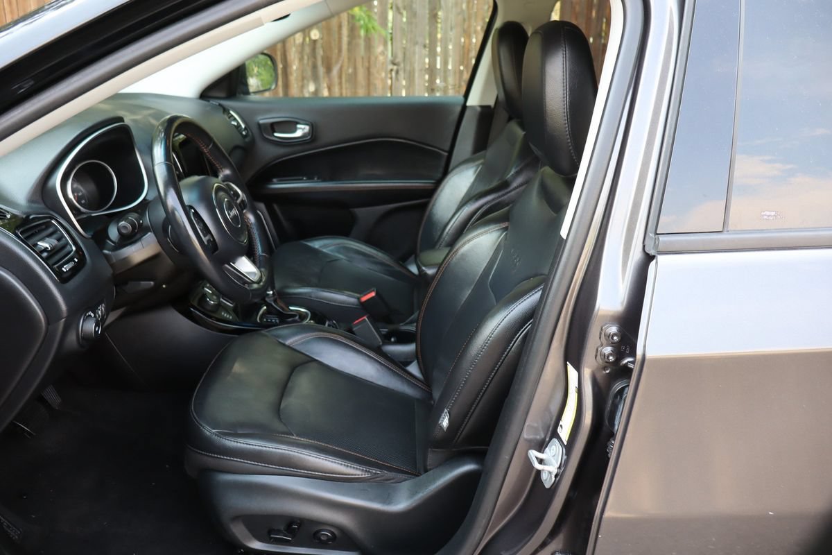 Used 2019 Jeep Compass Limited AWD/4WD image 19