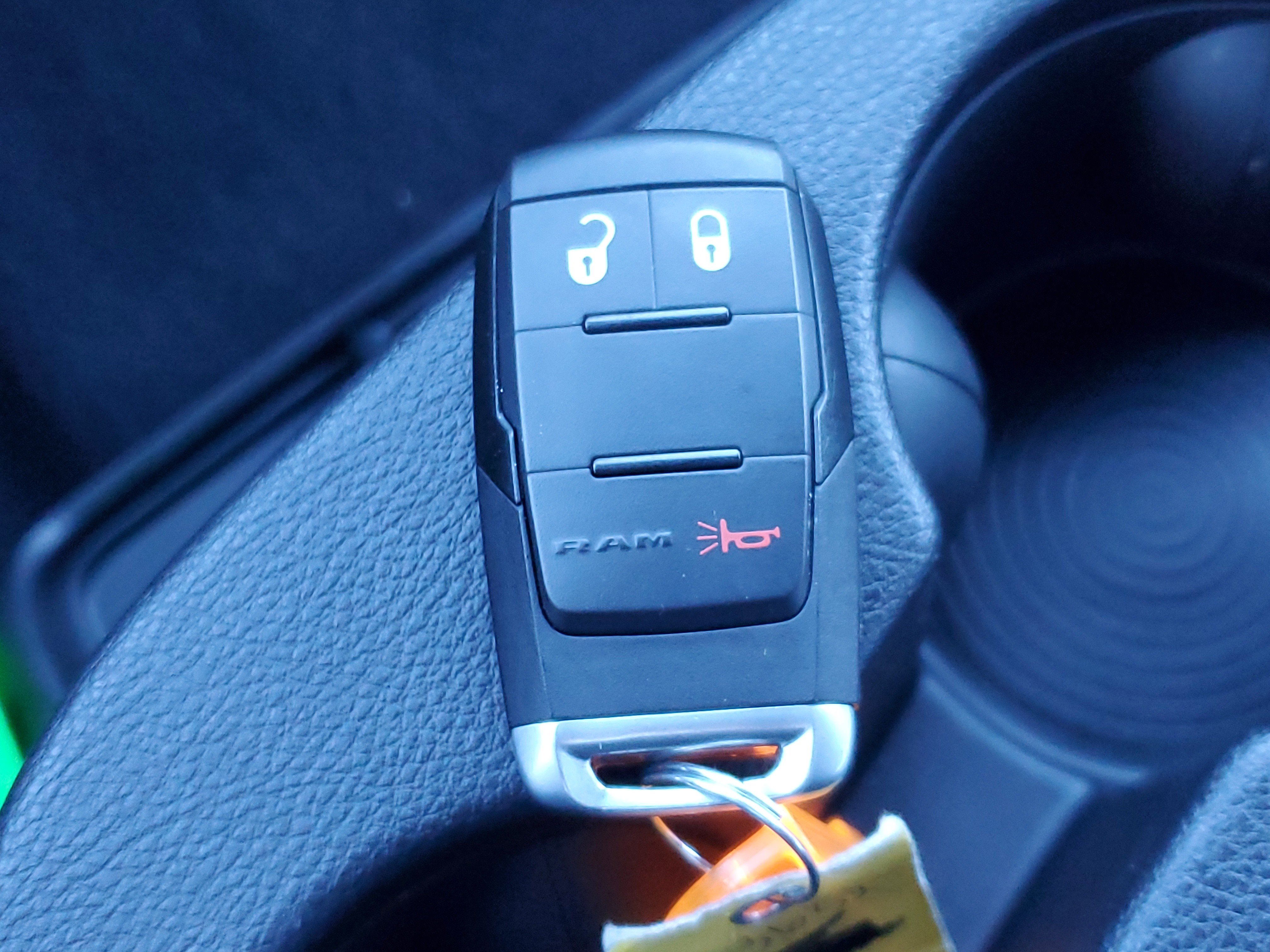 Used 2024 RAM 2500 Big Horn w/ Sport Appearance Package image 19