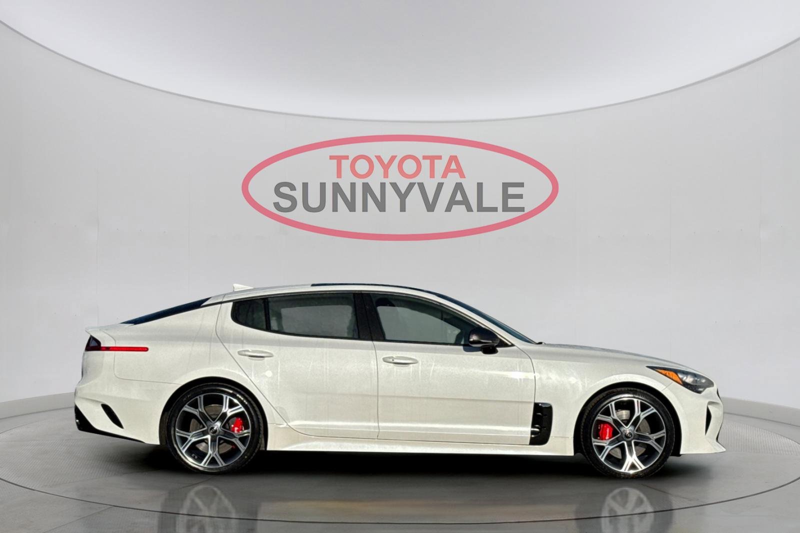 Used 2021 Kia Stinger GT1 image 9