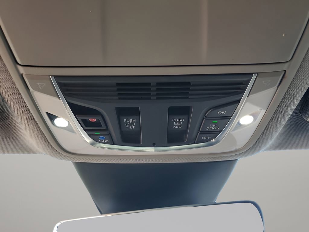 Used 2022 Acura MDX Advance image 42