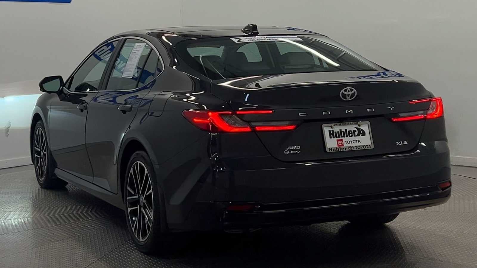 Used 2025 Toyota Camry XLE w/ Premium Plus Package AWD/4WD image 6