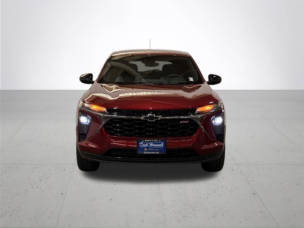 Certified 2024 Chevrolet Trax RS w/ Driver Confidence Package FWD image 4