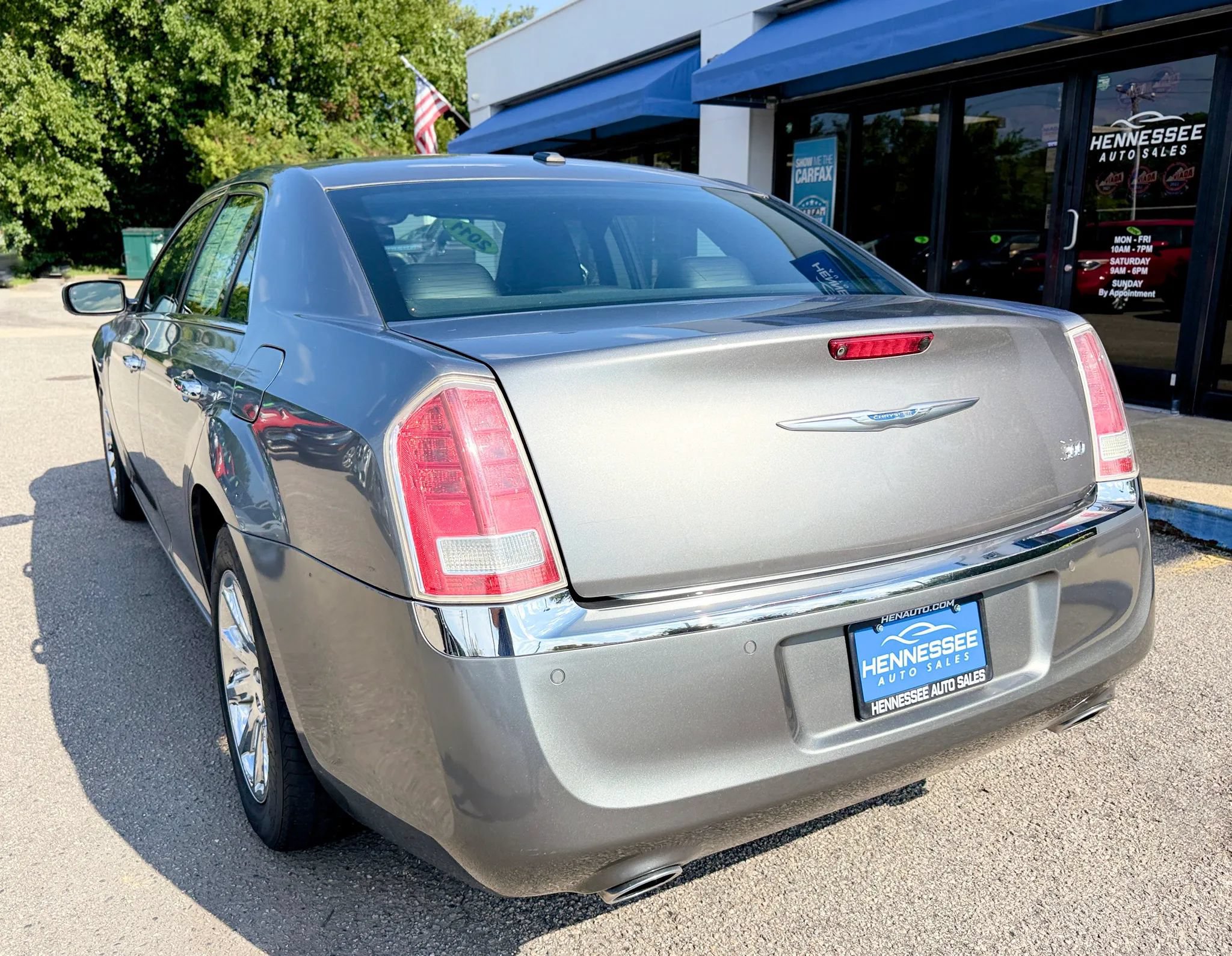 Used 2011 Chrysler 300 Limited RWD image 35
