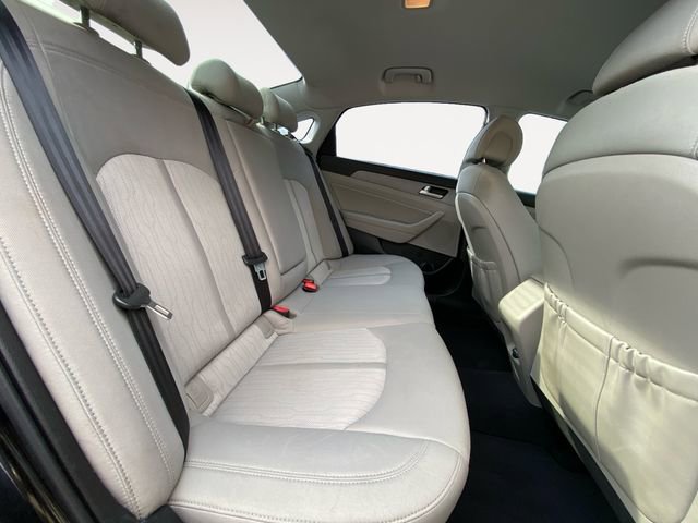 Used 2017 Hyundai Sonata SE image 14