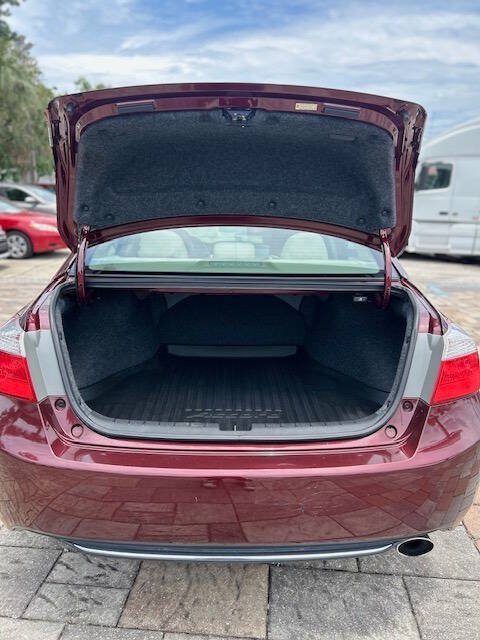 Used 2013 Honda Accord LX image 12