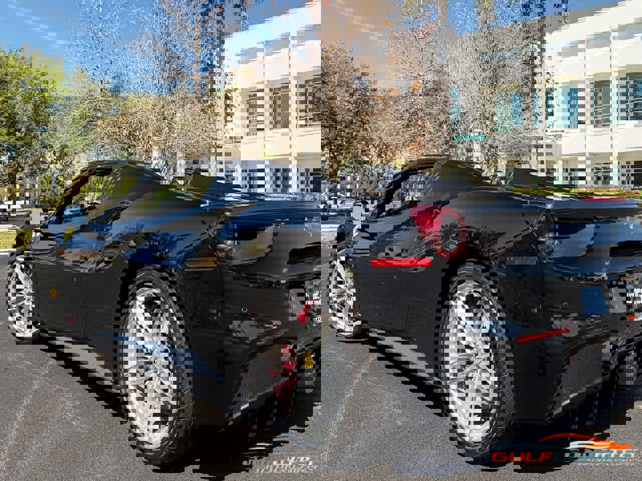 Used 2018 Ferrari 488 Spider image 50