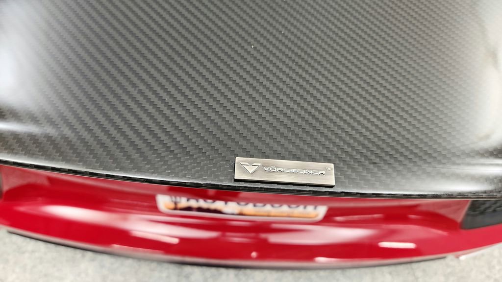 Used 2017 Audi R8 V10 w/ Carbon Exterior Package image 23