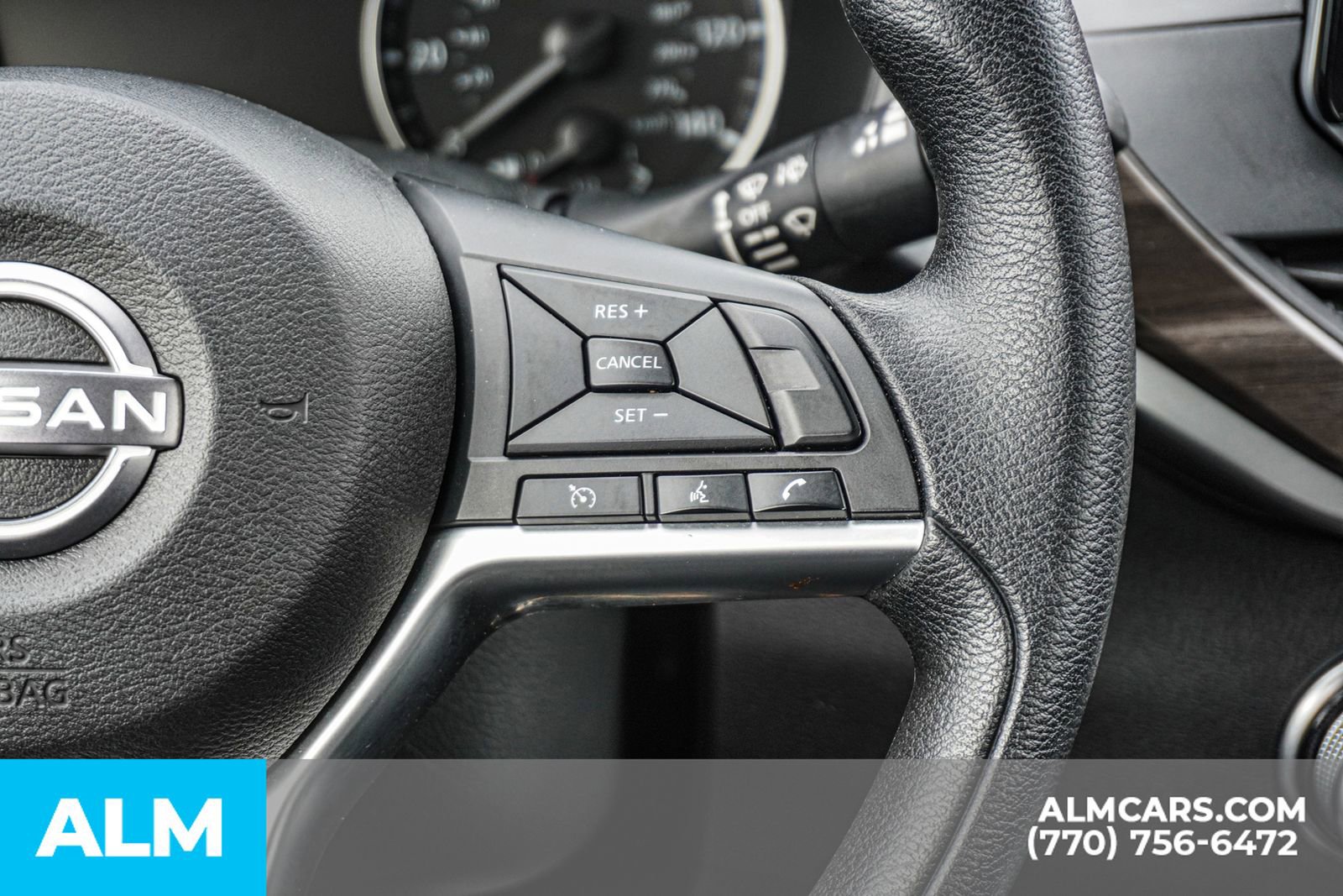 Used 2024 Nissan Altima 2.5 SV image 31