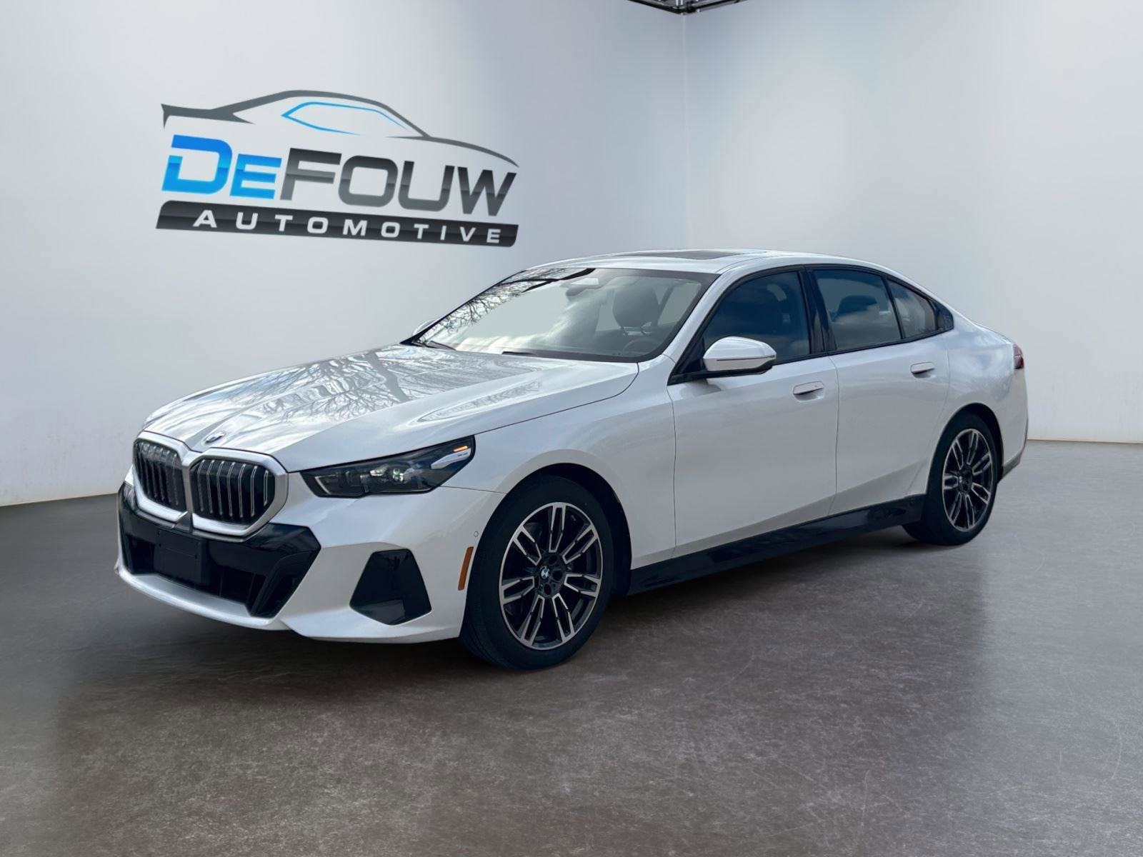 Used 2026 BMW 530i xDrive image 7