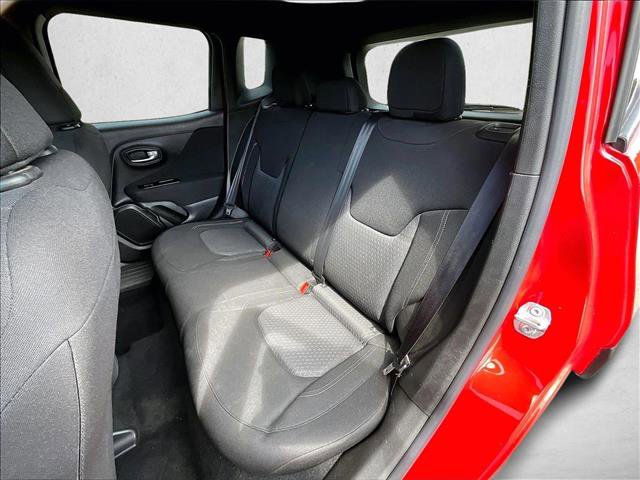 Used 2021 Jeep Renegade Latitude image 25