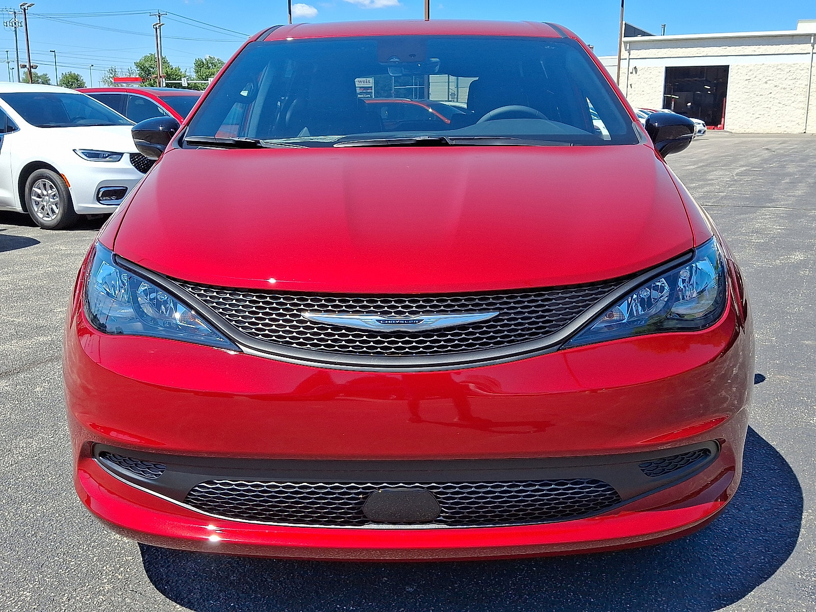 New 2026 Chrysler Voyager LX image 3