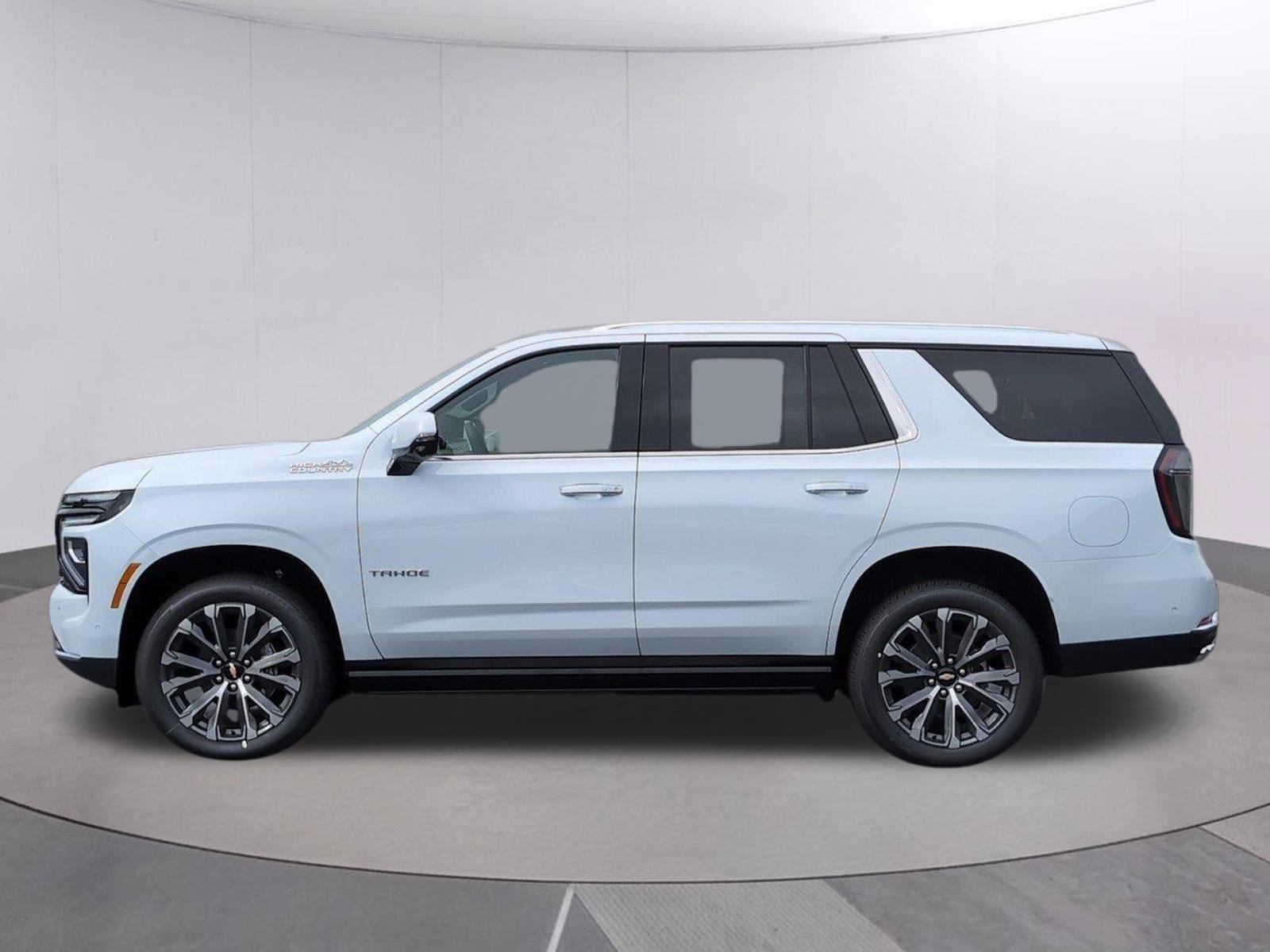 New 2026 Chevrolet Tahoe High Country AWD/4WD image 2