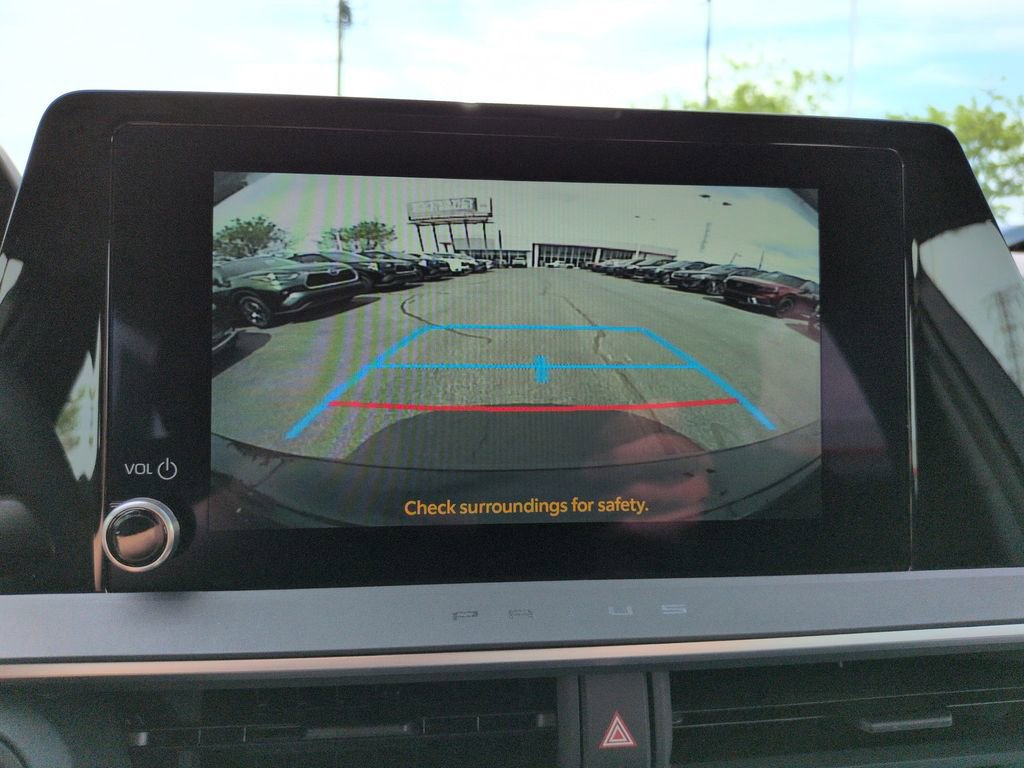 Used 2025 Toyota Prius LE FWD image 20