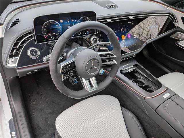 New 2026 Mercedes-Benz E 53 AMG e 4MATIC Sedan image 3