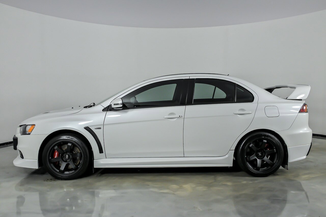Used 2015 Mitsubishi Lancer Evolution Final Edition AWD/4WD image 8