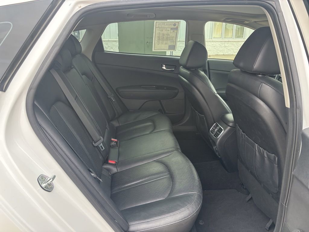 Used 2017 Kia Optima EX w/ Premium Package image 33