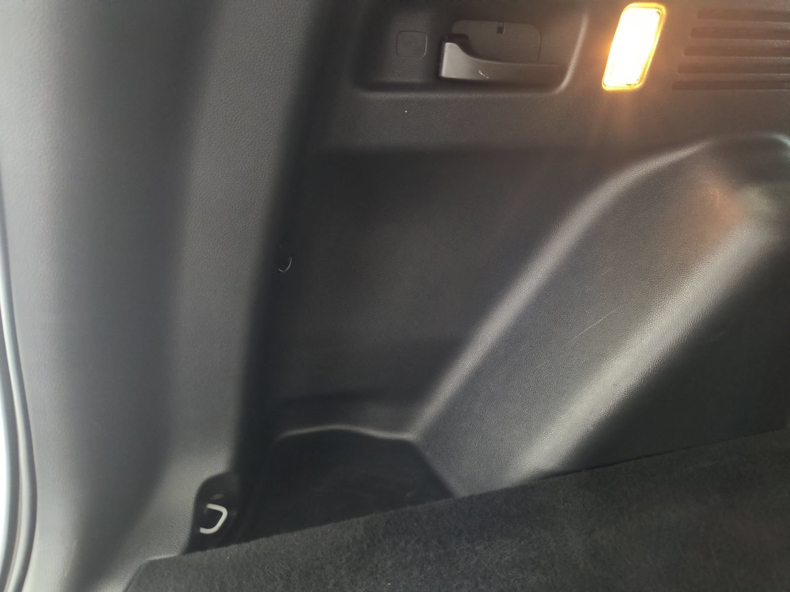 Used 2020 Honda CR-V Touring image 32