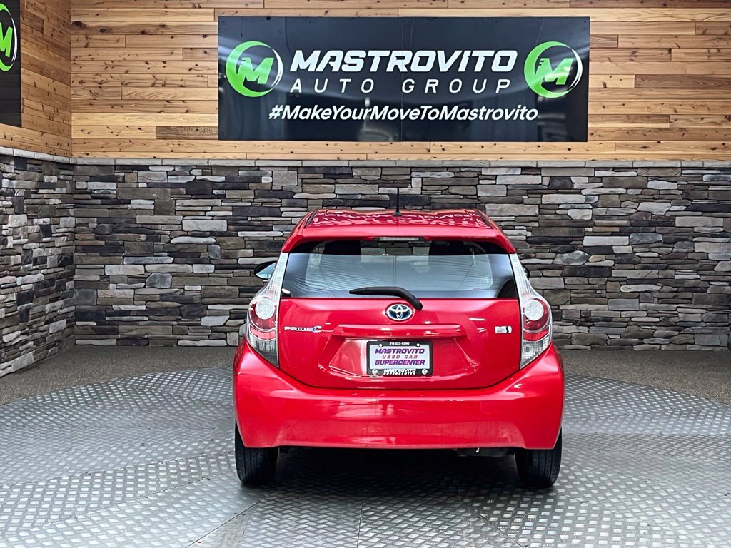 Used 2013 Toyota Prius C Two FWD image 14