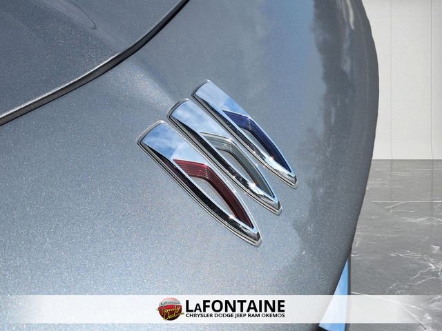 Used 2024 Buick Encore GX Sport Touring image 9