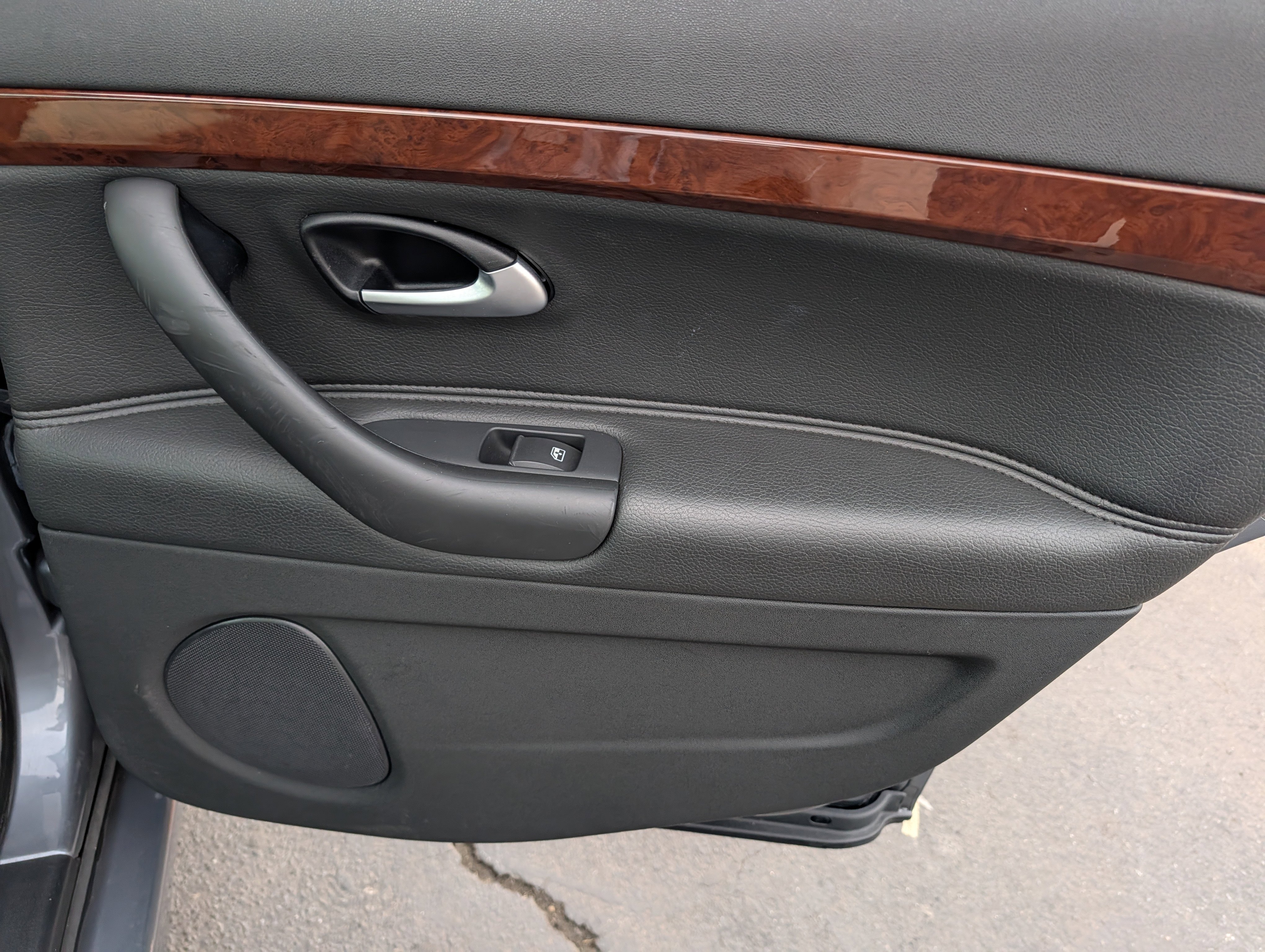 Used 2010 Saab 9-3 2.0T image 32