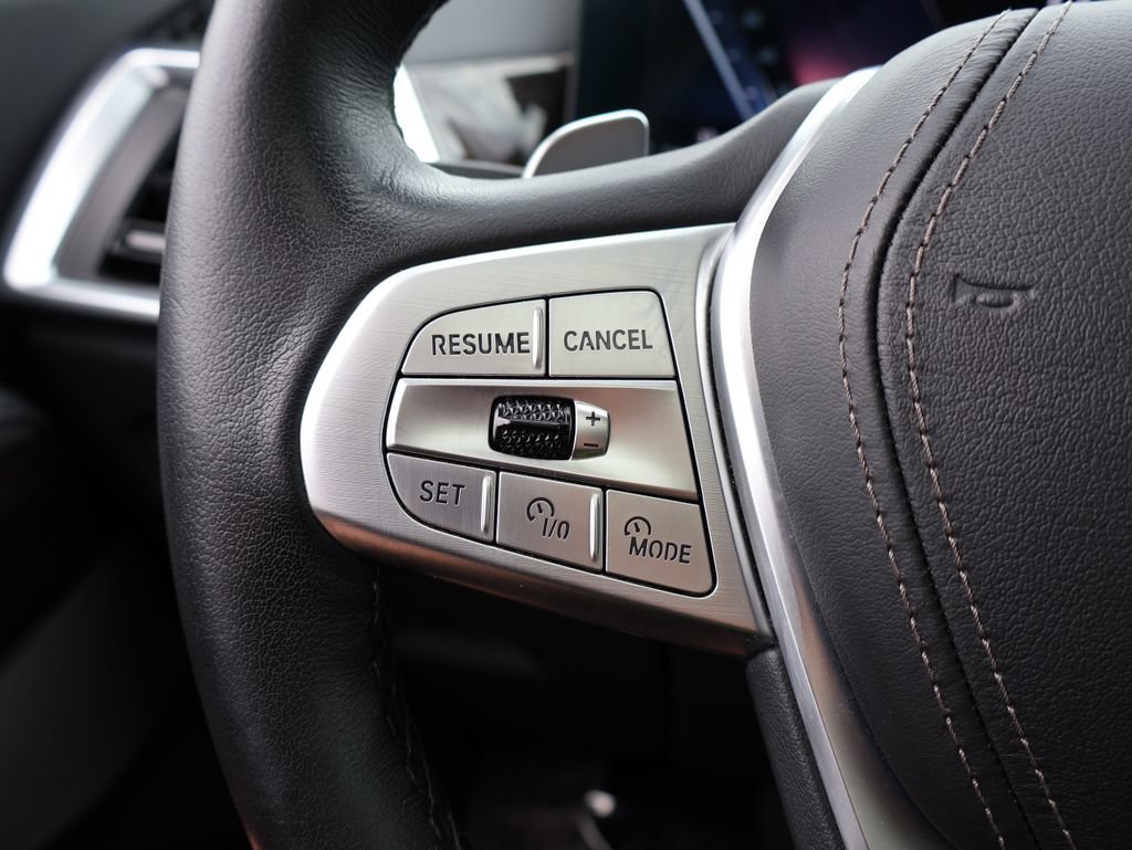 Used 2025 BMW X7 xDrive40i AWD/4WD image 28
