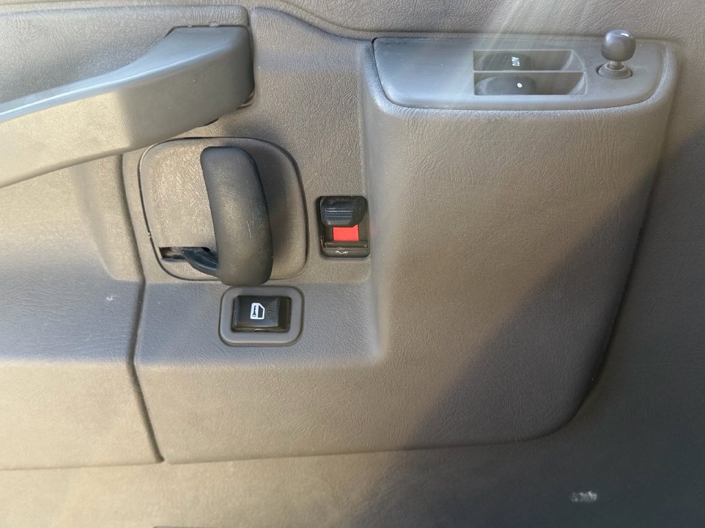 Used 2019 Chevrolet Express 3500 LT w/ LT Preferred Equipment Group RWD image 19
