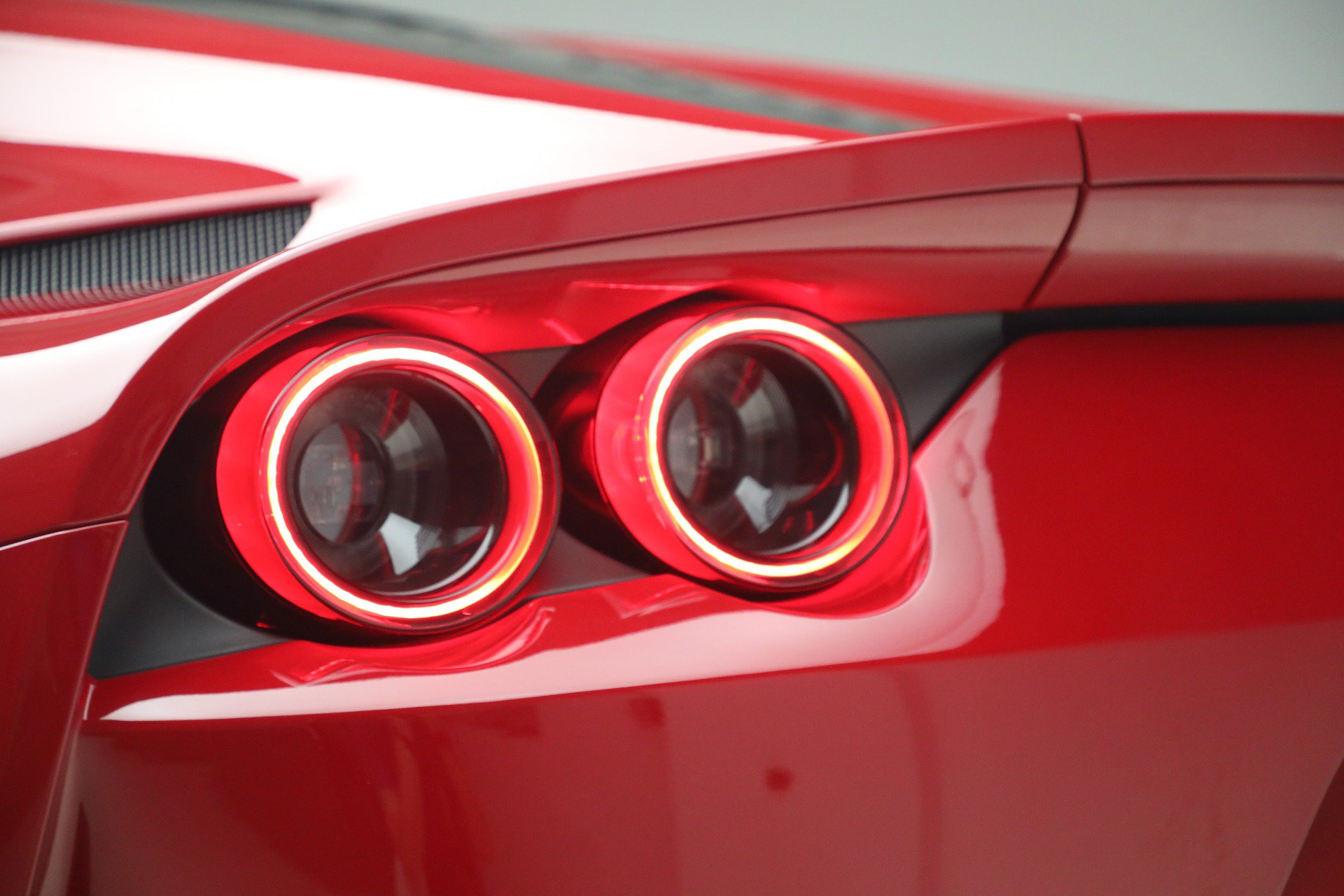 Certified 2018 Ferrari 812 Superfast RWD image 24