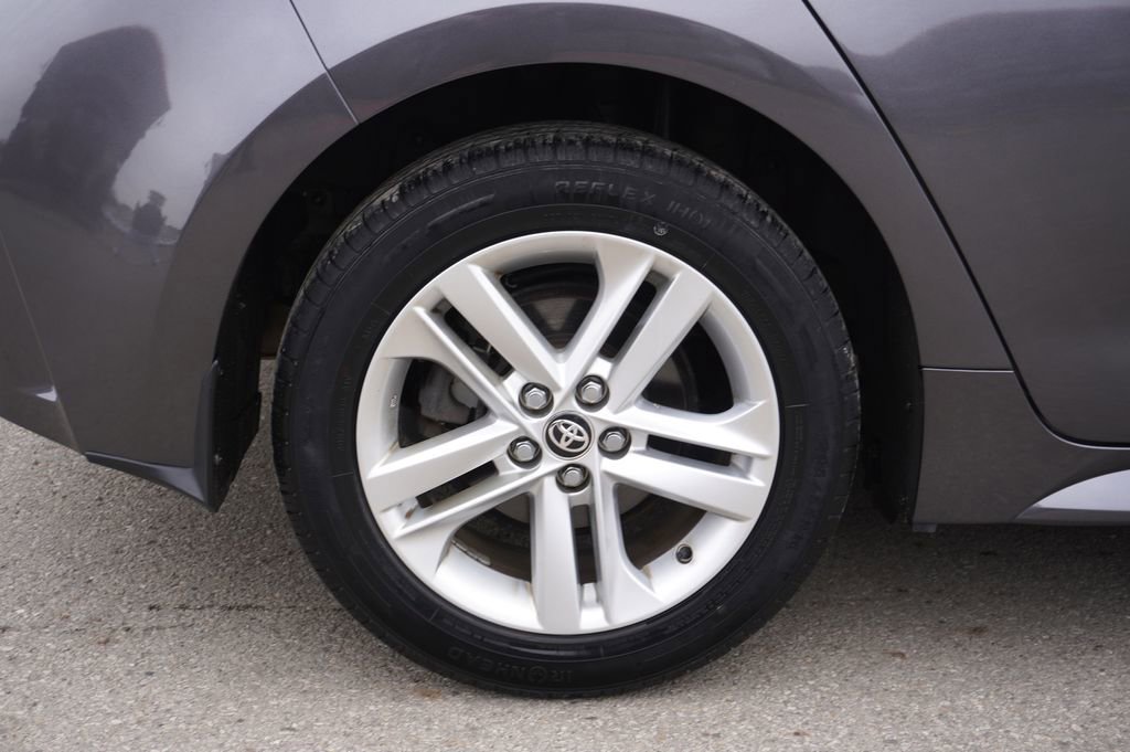 Used 2021 Toyota Corolla SE image 12