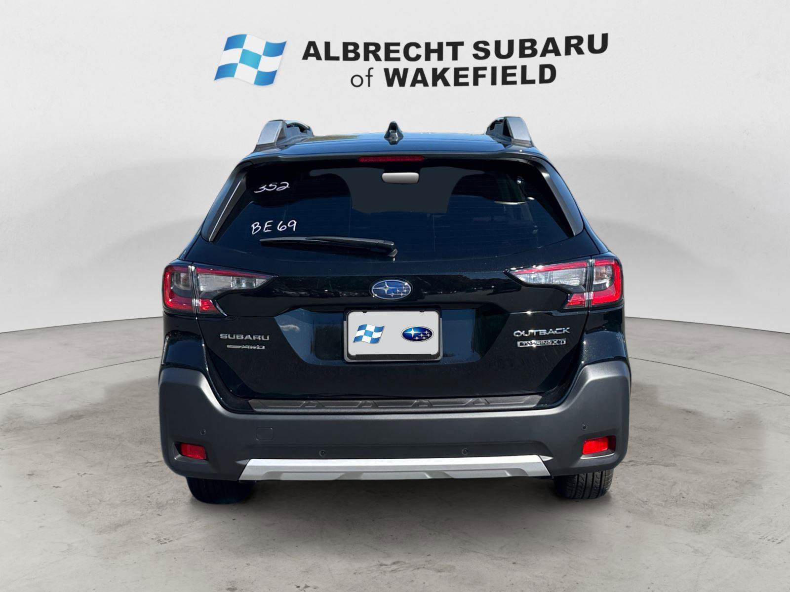 New 2025 Subaru Outback Touring XT image 4