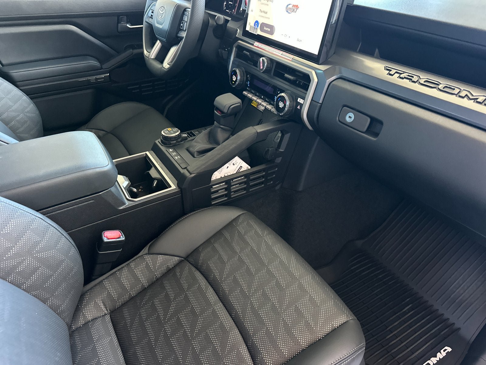 New 2026 Toyota Tacoma TRD Off-Road AWD/4WD image 15