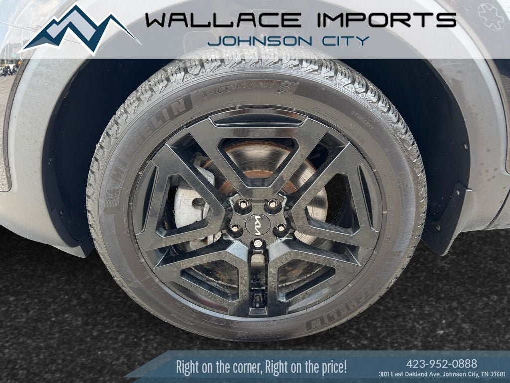 Used 2023 Kia Telluride SX X-Line AWD/4WD image 9