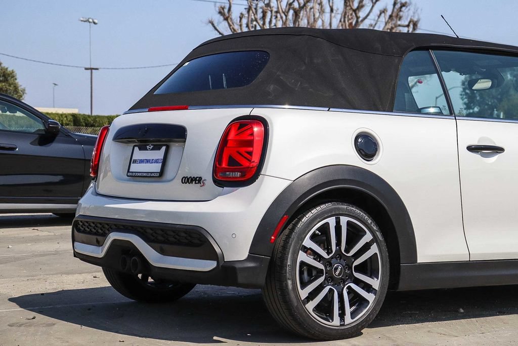 Used 2023 MINI Cooper S FWD image 19