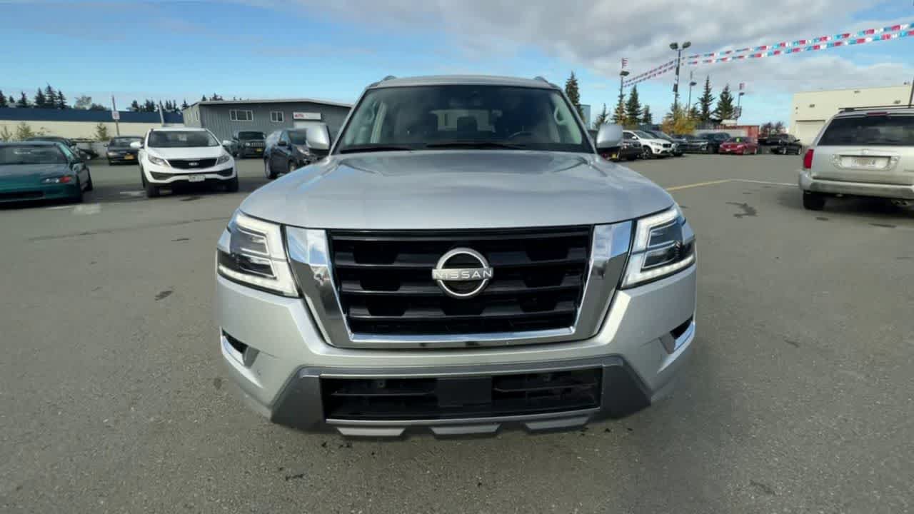 Used 2021 Nissan Armada SV AWD/4WD image 3