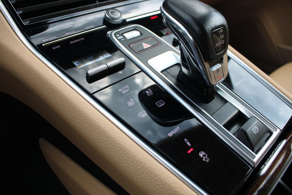 Used 2018 Porsche Panamera 4 AWD/4WD image 25