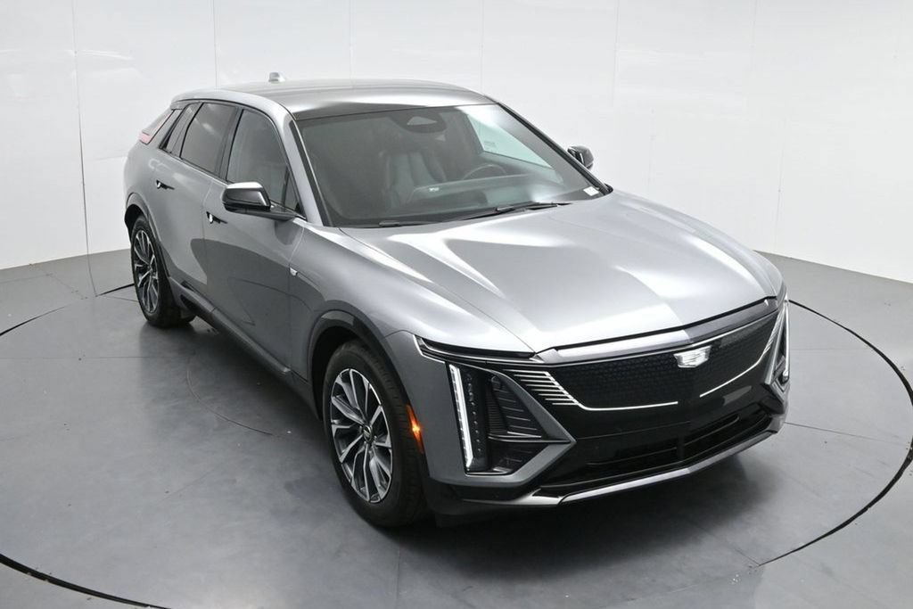 Used 2024 Cadillac Lyriq Sport RWD image 50