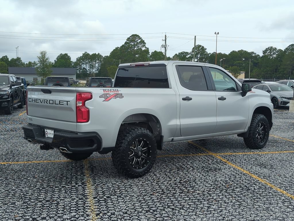 Used 2021 Chevrolet Silverado 1500 Custom Trail Boss w/ LPO, Dark Essentials Package AWD/4WD image 6