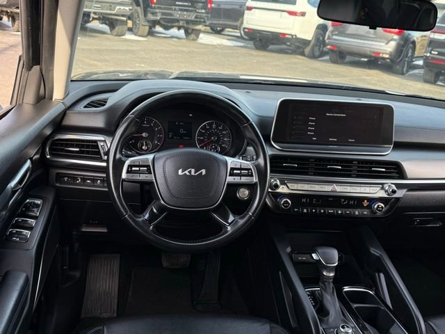 Used 2022 Kia Telluride LX image 6