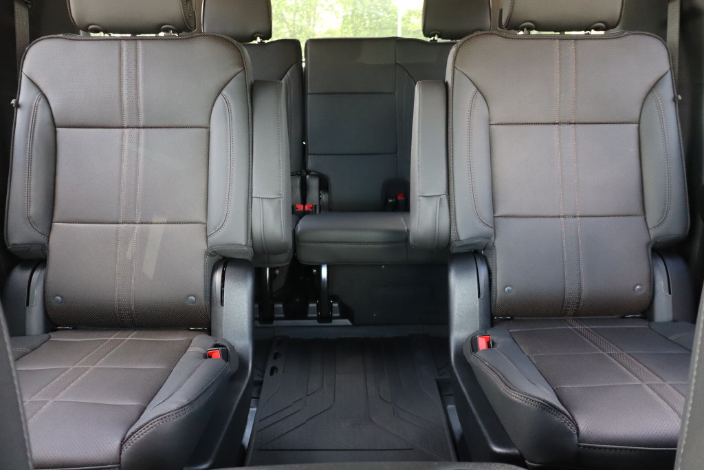 New 2026 Chevrolet Suburban High Country AWD/4WD image 46