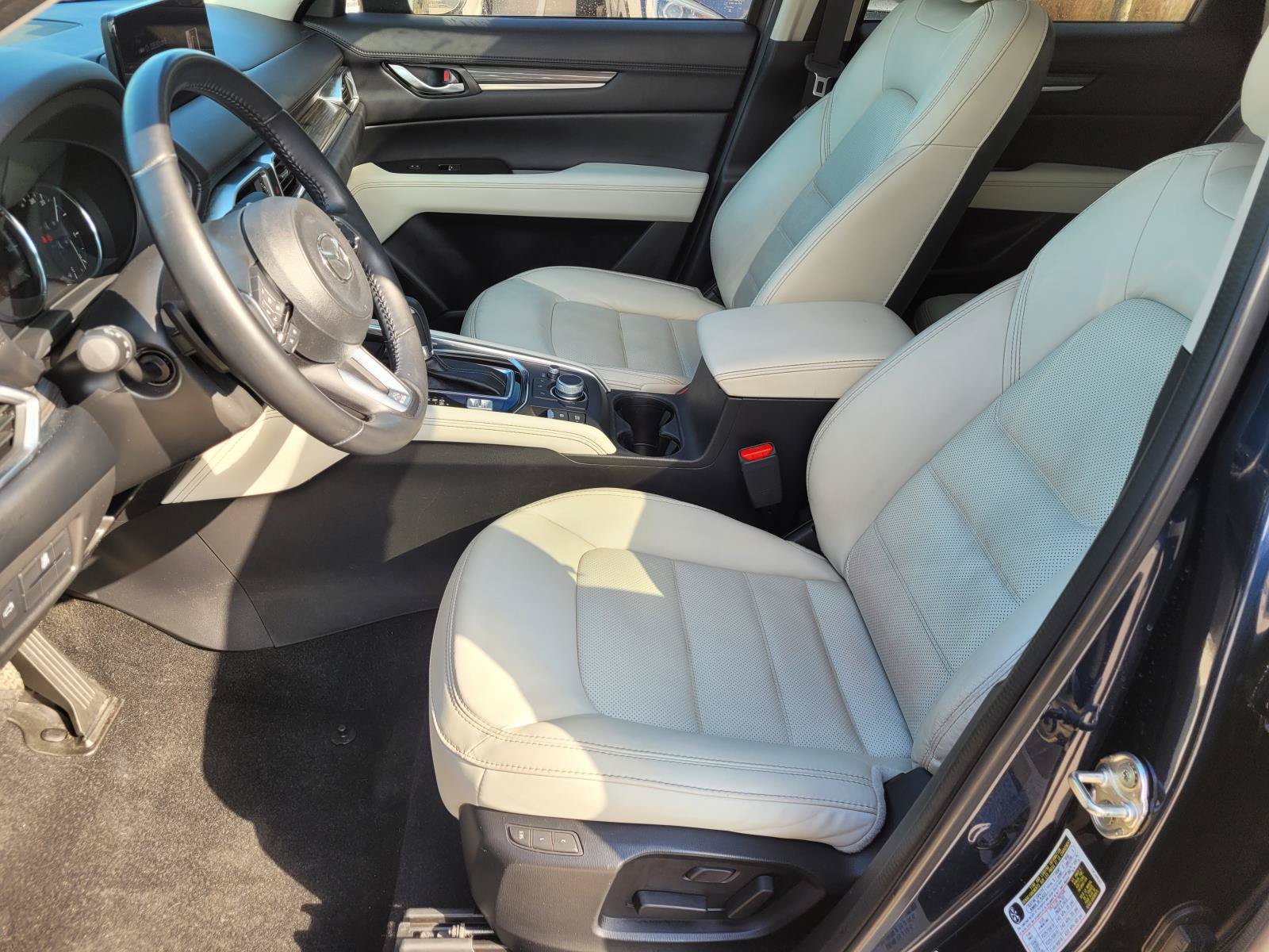Used 2022 MAZDA CX-5 AWD 2.5 S w/ Premium Plus Pkg image 3