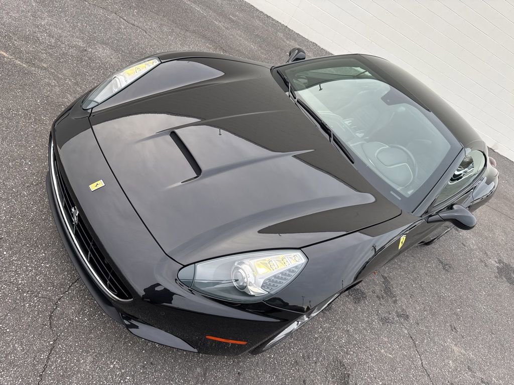 Used 2014 Ferrari California image 4