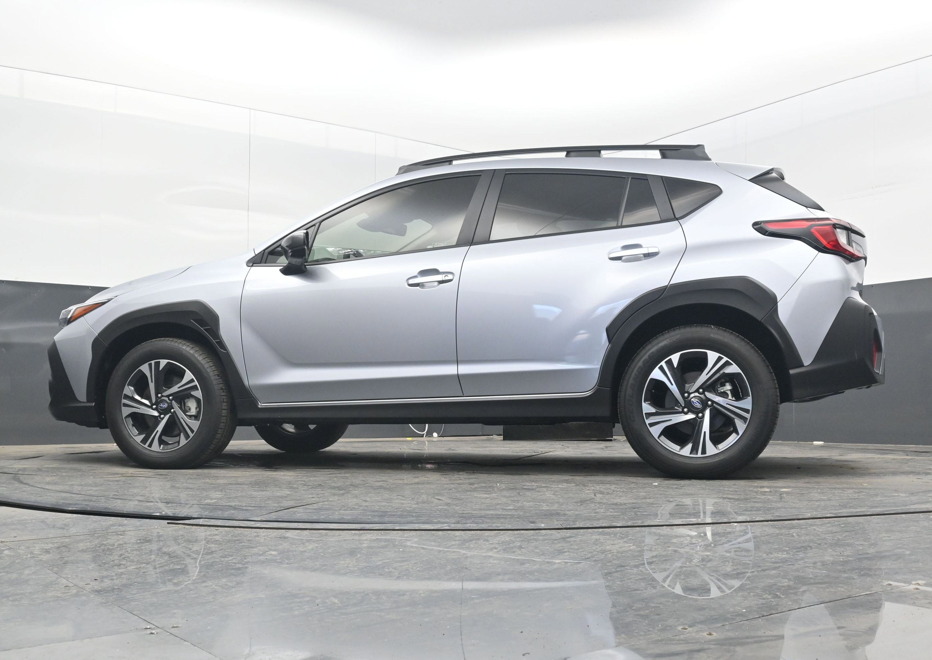 Used 2025 Subaru Crosstrek 2.0i Premium w/ Crosstrek Mirror Package image 27