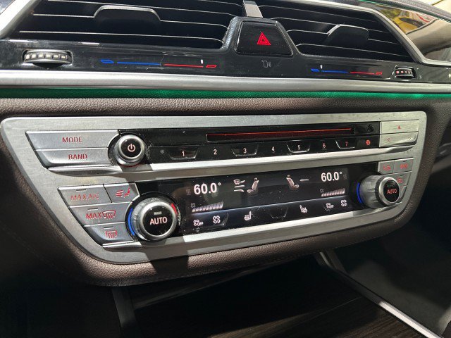 Used 2017 BMW 740i xDrive AWD/4WD image 57