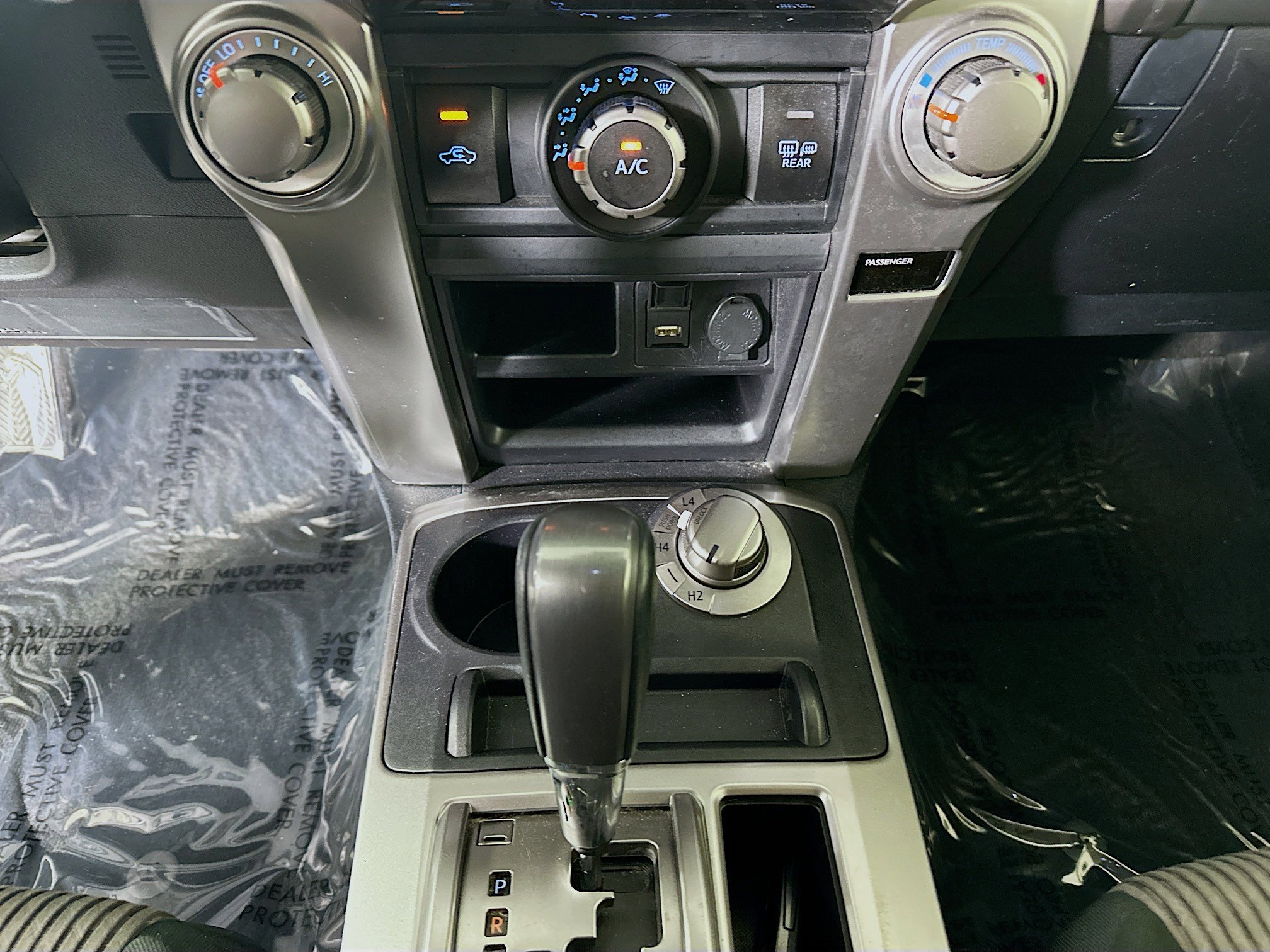 Used 2024 Toyota 4Runner SR5 AWD/4WD image 23